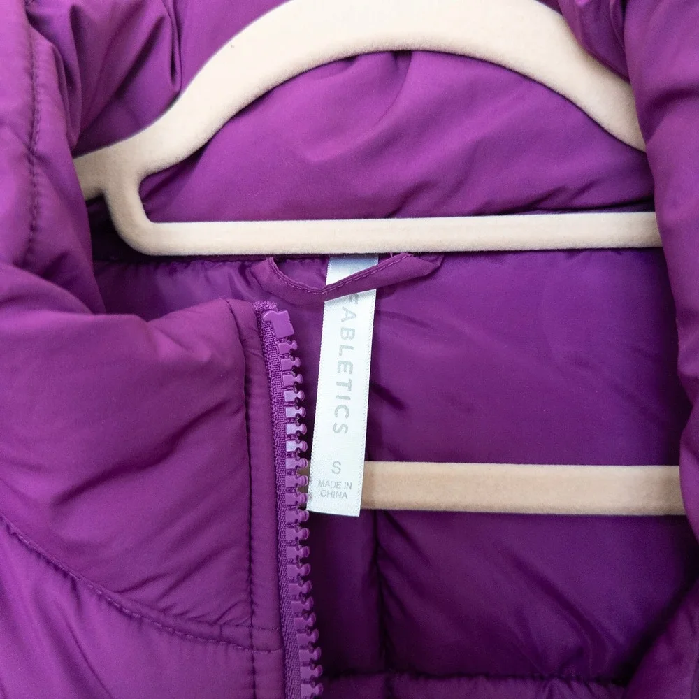 Fabletics Womens Puffer Vest Size S Purple Oversized Quilted Athletic Sporty‎